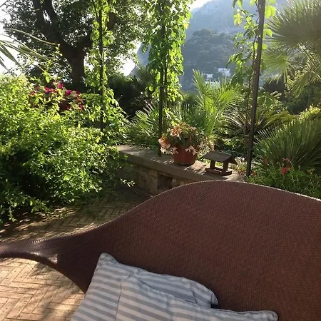 Nocleg ze śniadaniem Iutta Capri